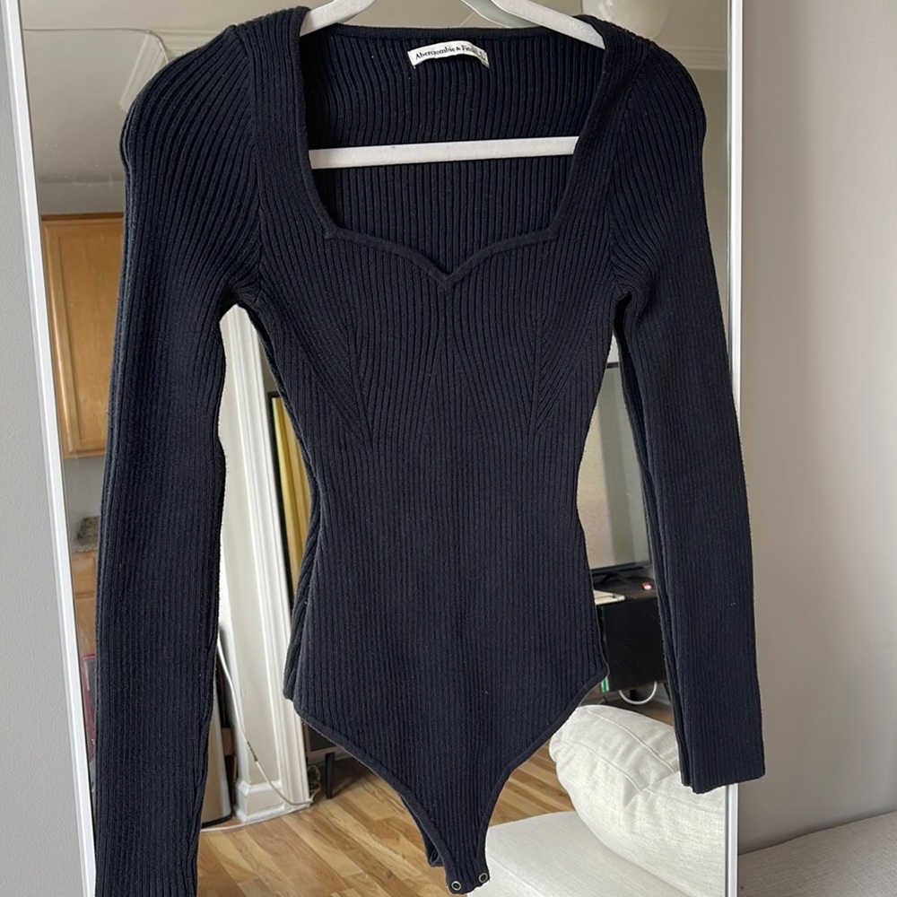 Ribbed Sweetheart Bodysuit Abercrombie & Fitch